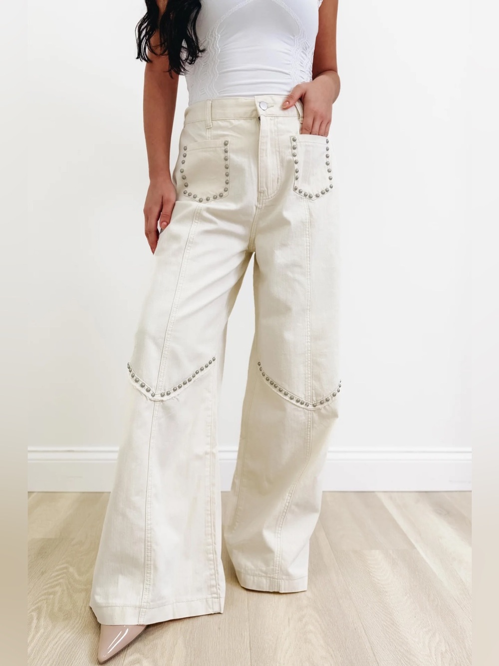 POL Rodeo Queen Rhinestone Lightweight Wide Leg Jeans Size Cream Small NWT